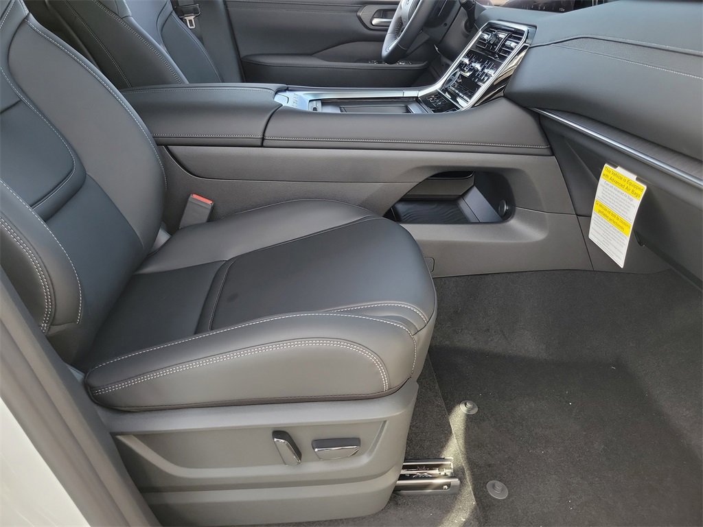 New 2026 Nissan Armada SV image 15