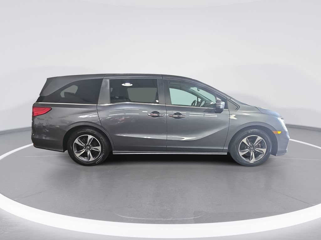 Used 2018 Honda Odyssey Touring image 2