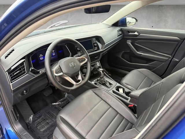 Used 2022 Volkswagen Jetta SE image 19