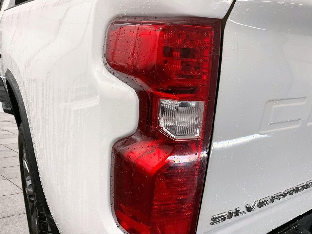 Used 2024 Chevrolet Silverado 2500 LT AWD/4WD image 28