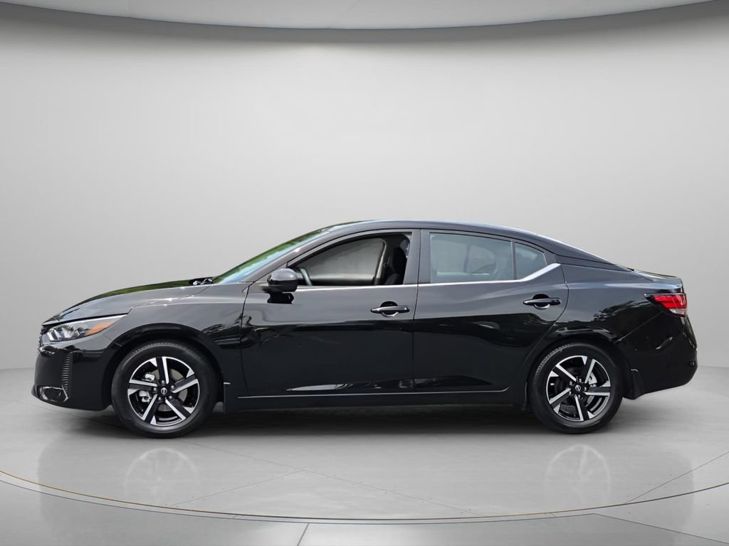 Used 2025 Nissan Sentra SV FWD image 3