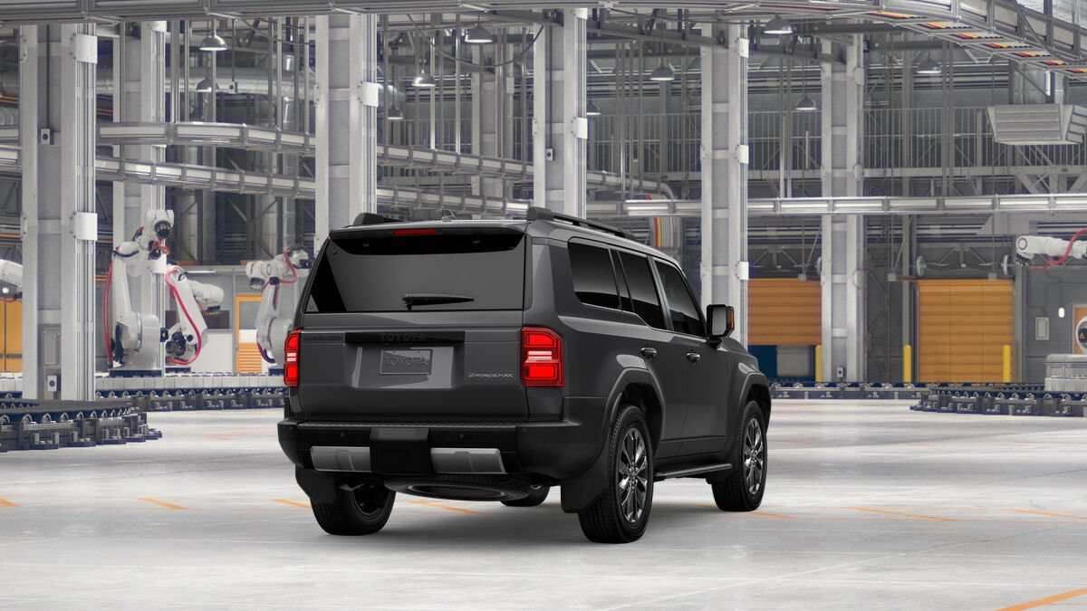 New 2027 Toyota Land Cruiser w/ Premium Package AWD/4WD image 9