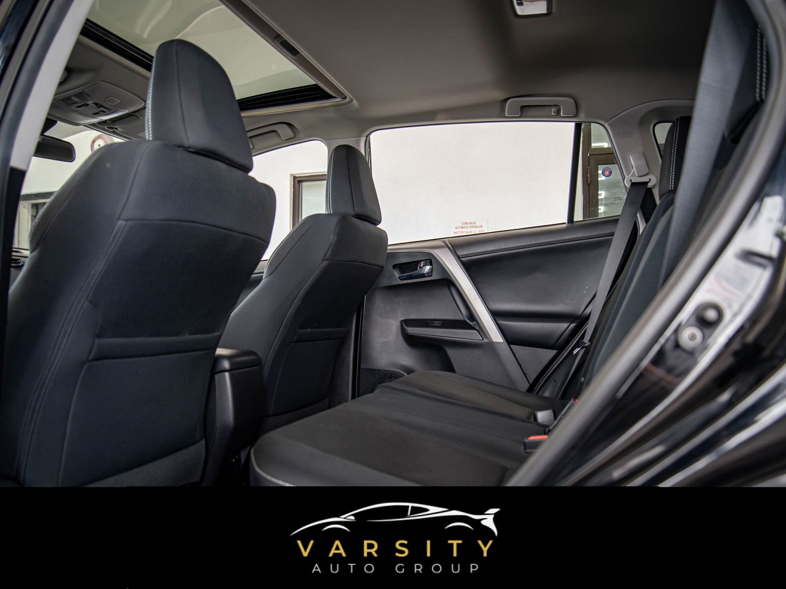 Used 2018 Toyota RAV4 XLE w/ Plus Extra Value Package image 12