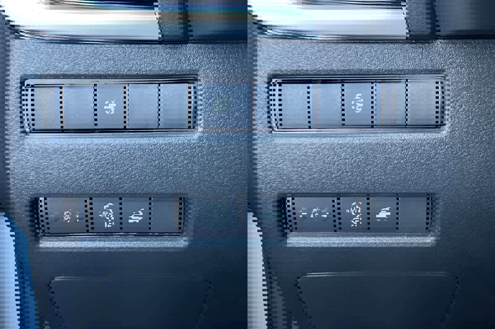 New 2026 Nissan Rogue Rock Creek image 32