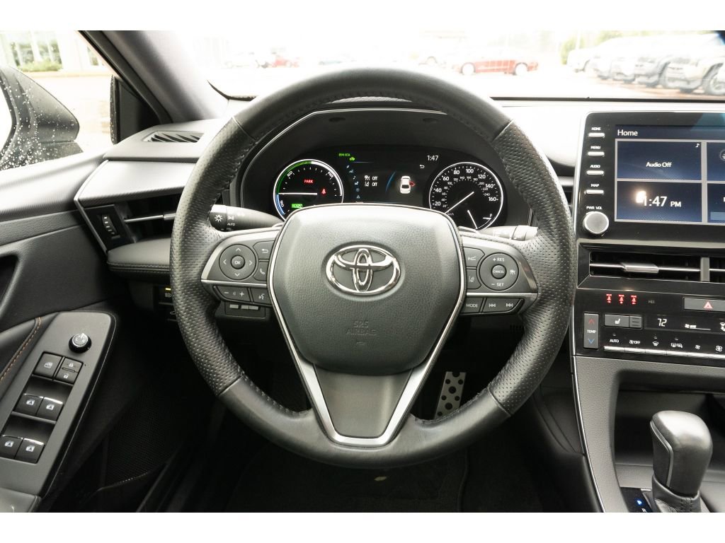 Used 2020 Toyota Avalon XSE image 21