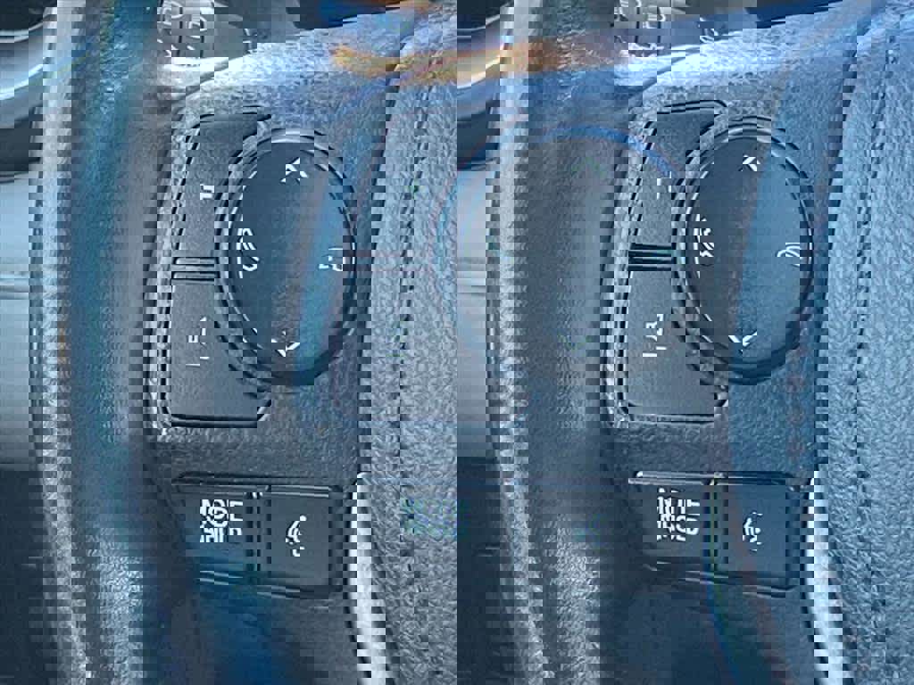 Used 2017 Toyota RAV4 Limited w/ Protection Package image 8