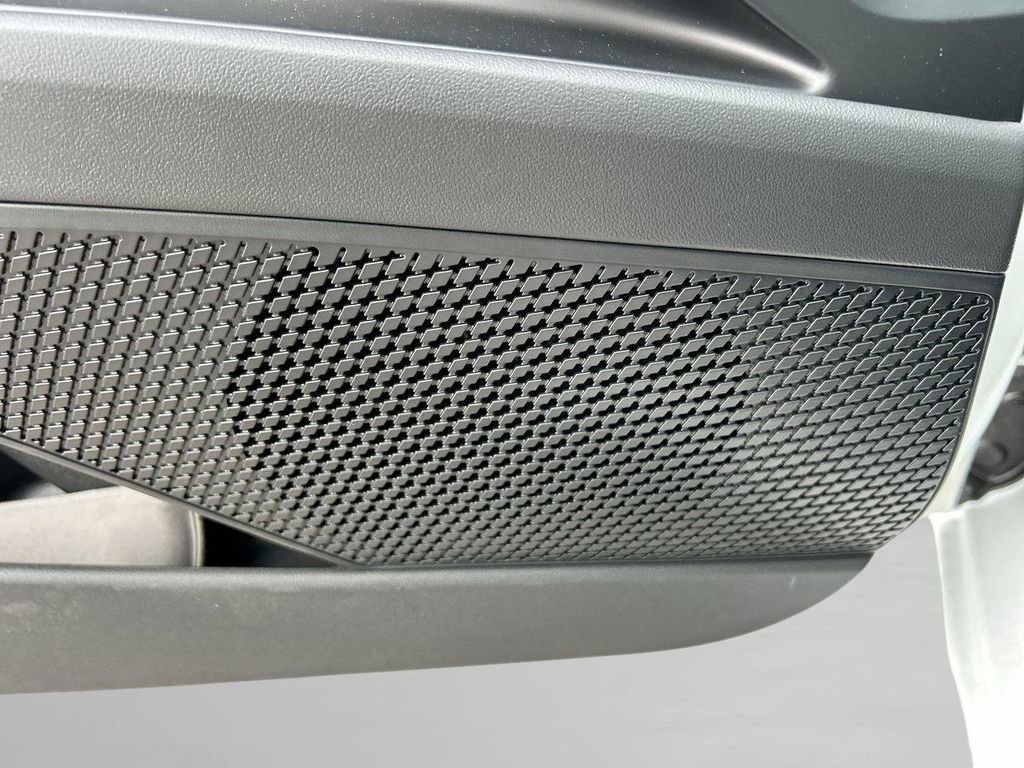 New 2026 Hyundai Elantra Sport FWD image 23