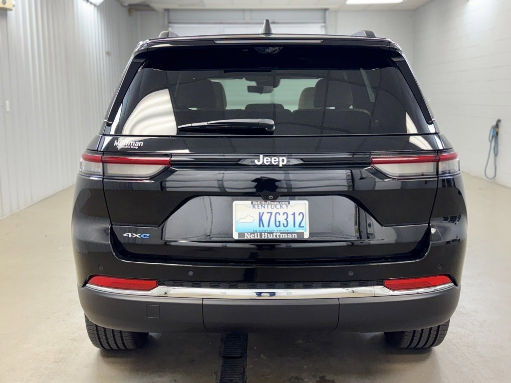 Used 2025 Jeep Grand Cherokee Limited 4xe w/ Luxury Tech Group II image 6