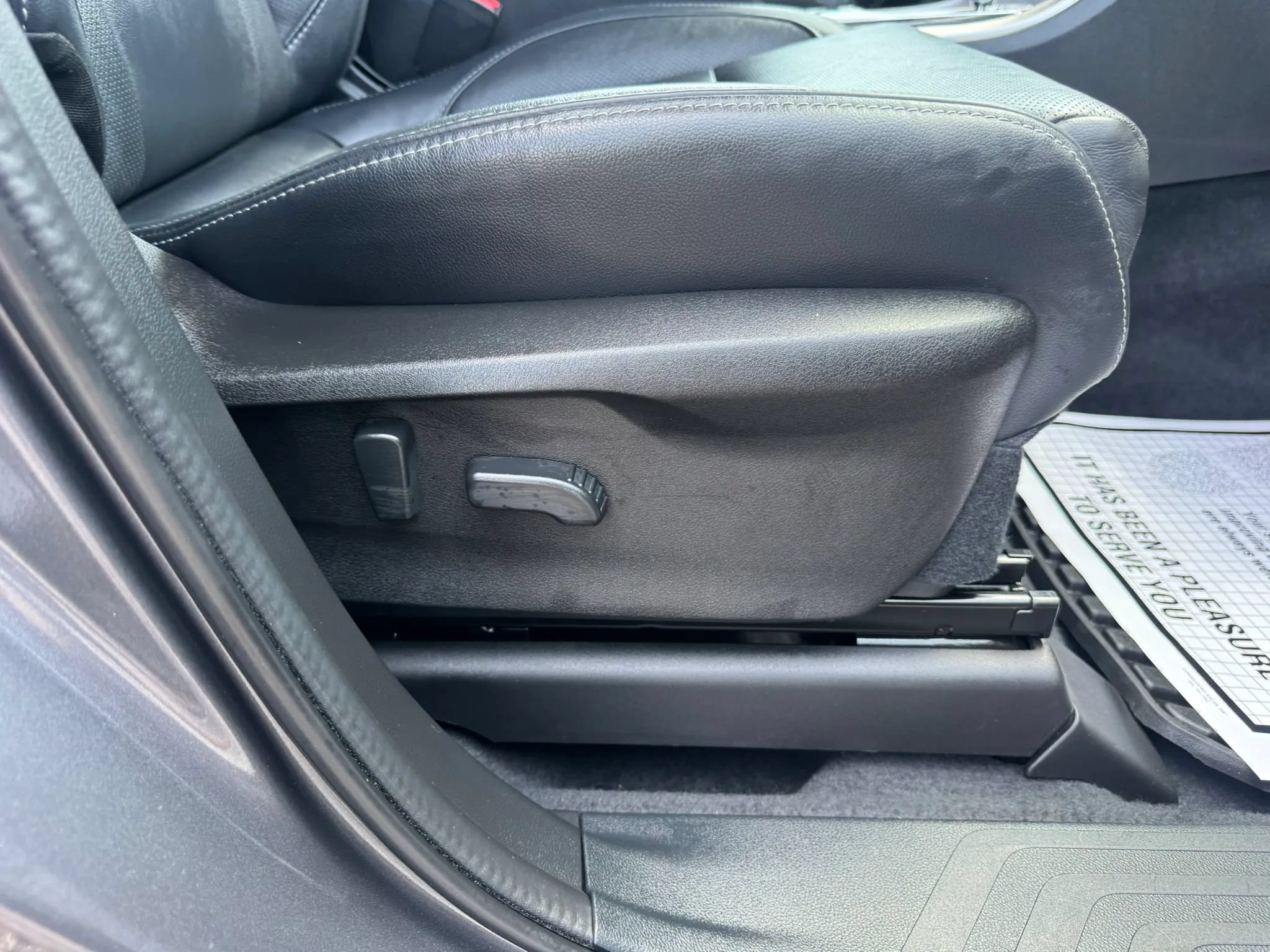 Used 2022 Subaru Ascent Limited AWD/4WD image 57