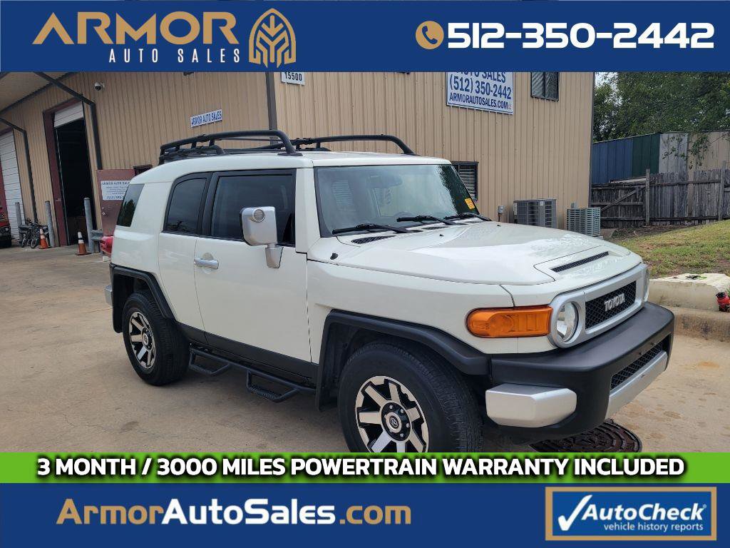 Used 2014 Toyota FJ Cruiser 2WD image 1