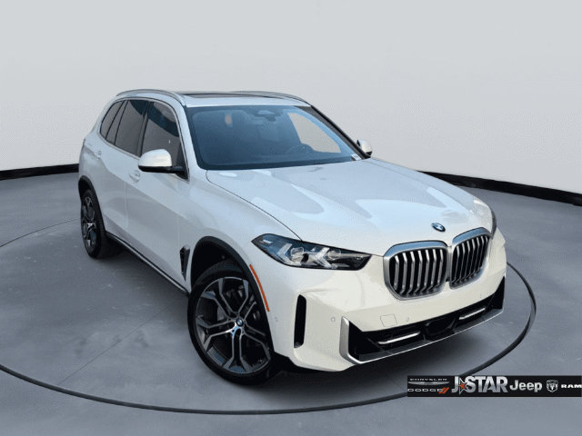Used 2024 BMW X5 sDrive40i w/ Premium Package RWD image 5