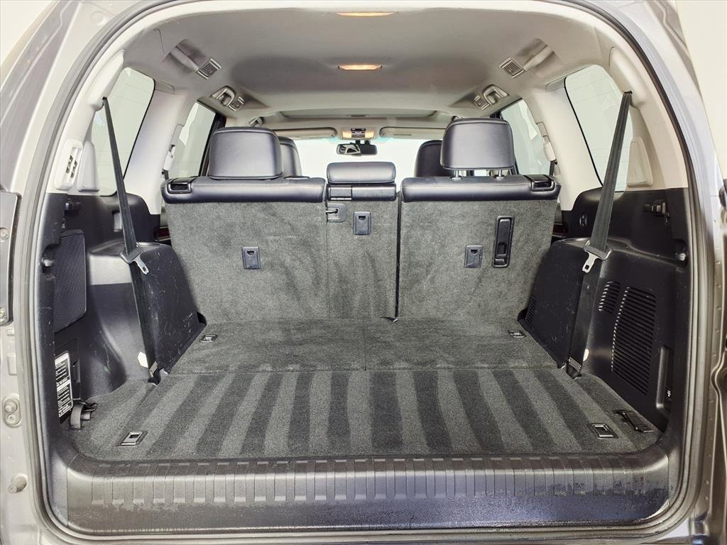 Used 2011 Lexus GX 460 Premium image 8