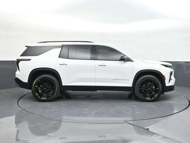 New 2026 Chevrolet Traverse LT w/ LPO, Floor Liner Package image 18