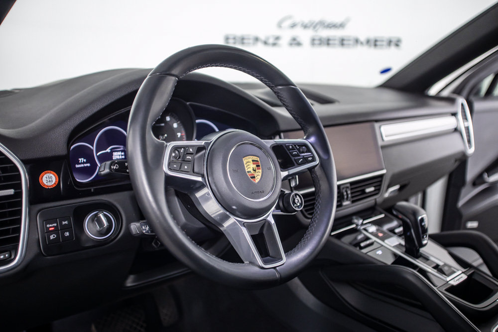 Used 2023 Porsche Cayenne Coupe AWD/4WD image 21