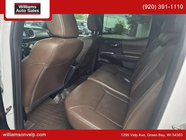 Used 2017 Toyota Tacoma Limited w/ Tow Package AWD/4WD image 14
