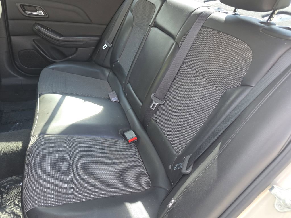 Used 2015 Chevrolet Malibu LT w/ Power Convenience Package FWD image 19