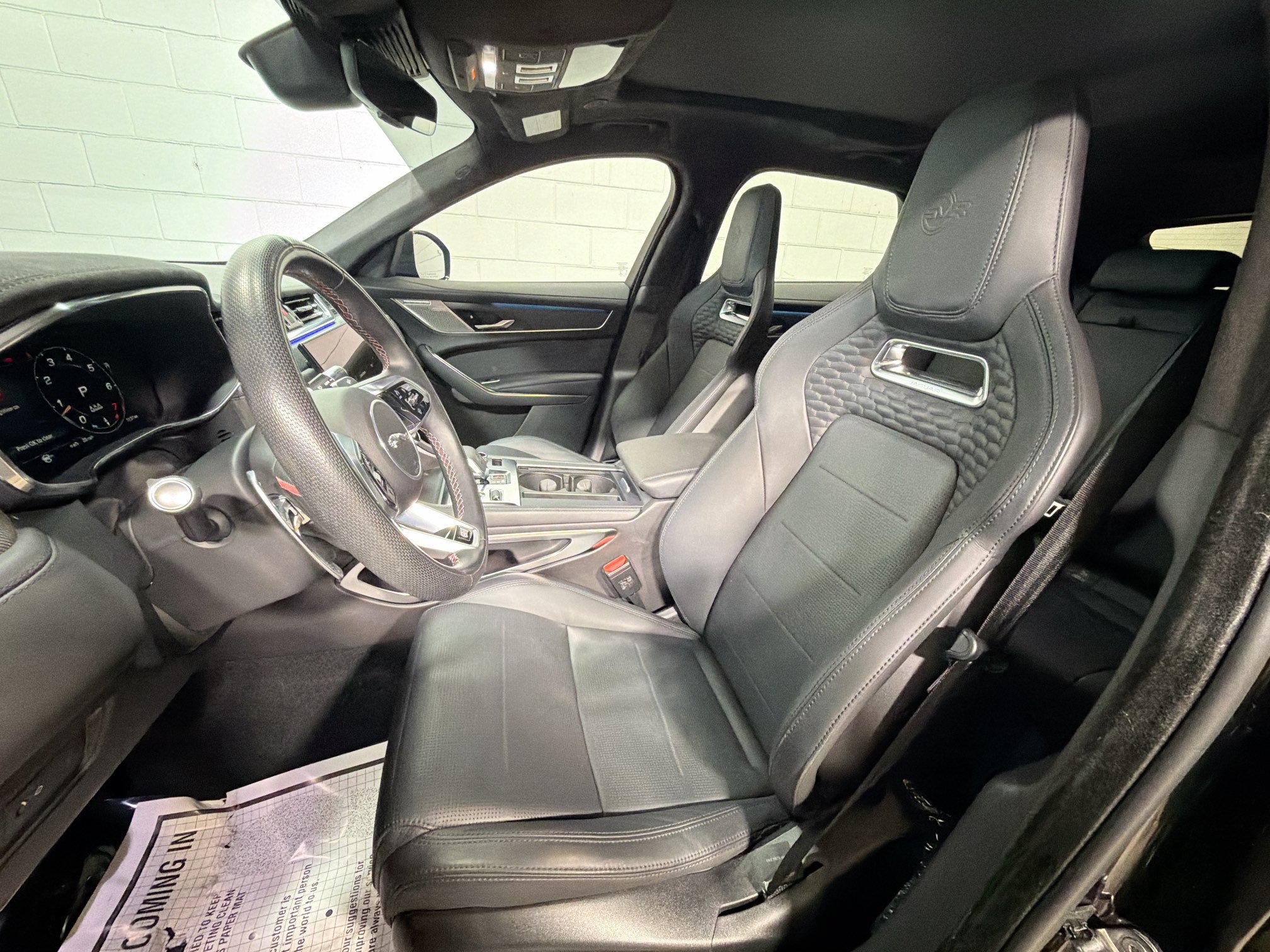 Used 2022 Jaguar F-PACE SVR AWD/4WD image 5