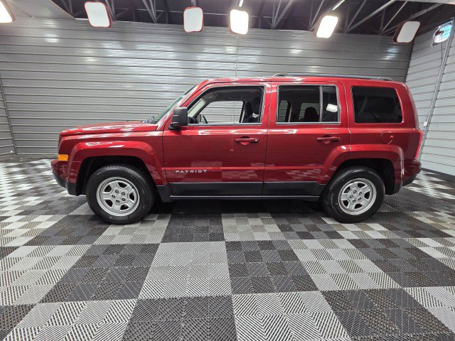 Used 2015 Jeep Patriot Sport w/ Power Value Group FWD image 9