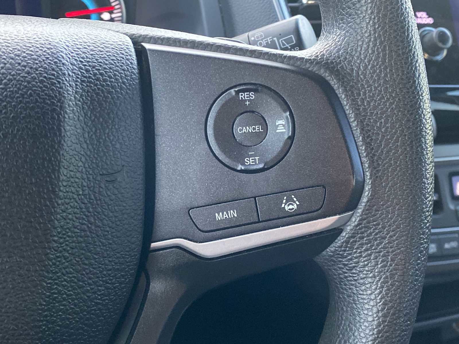 Used 2022 Honda Pilot Sport image 25