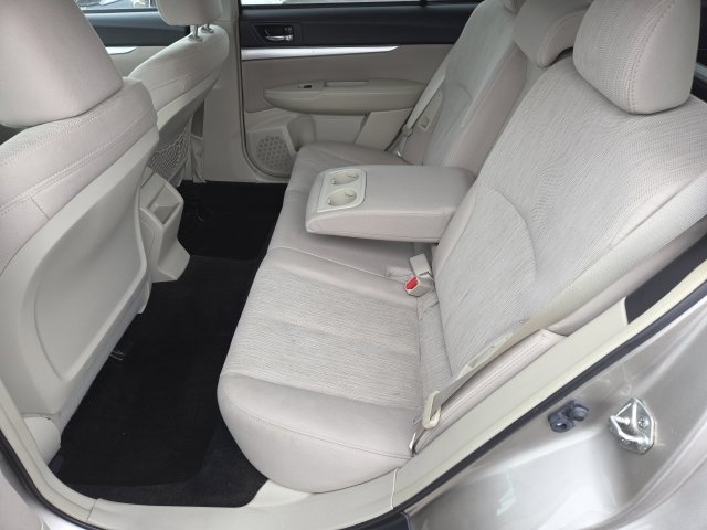 Used 2014 Subaru Outback 2.5i Premium w/ Accessory Value Package (OY1) image 11