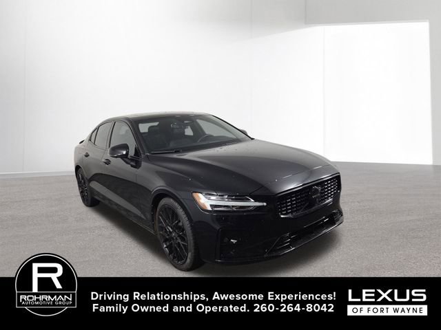 Used 2024 Volvo S60 B5 Plus image 4