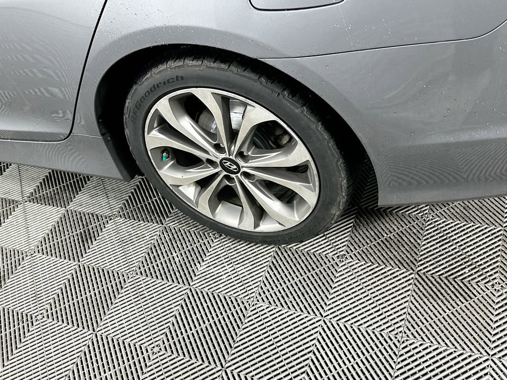 Used 2014 Hyundai Sonata SE w/ Premium Package 03 image 38