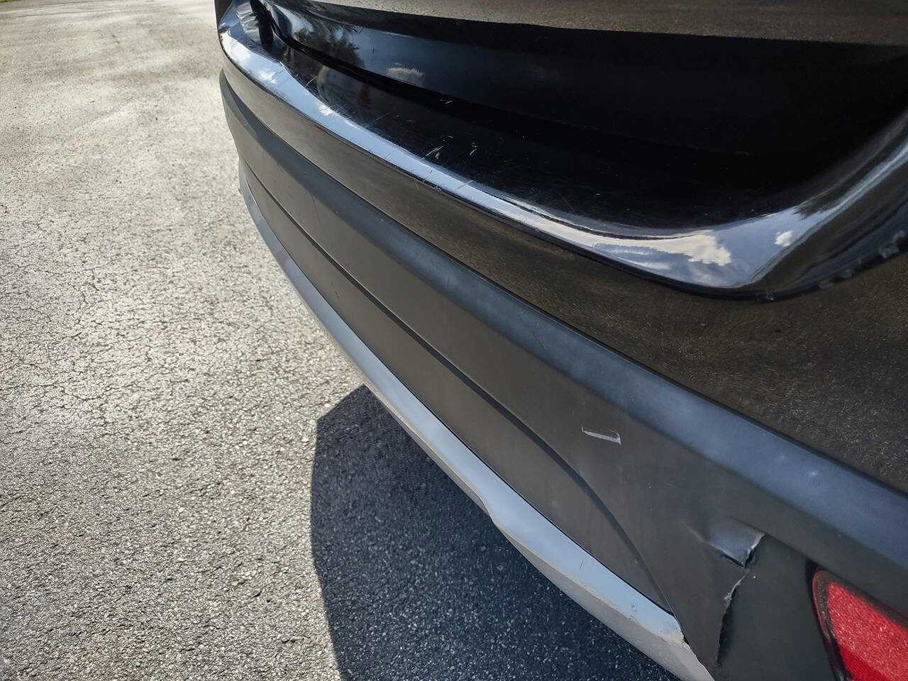 Used 2018 Mitsubishi Outlander SEL AWD/4WD image 36