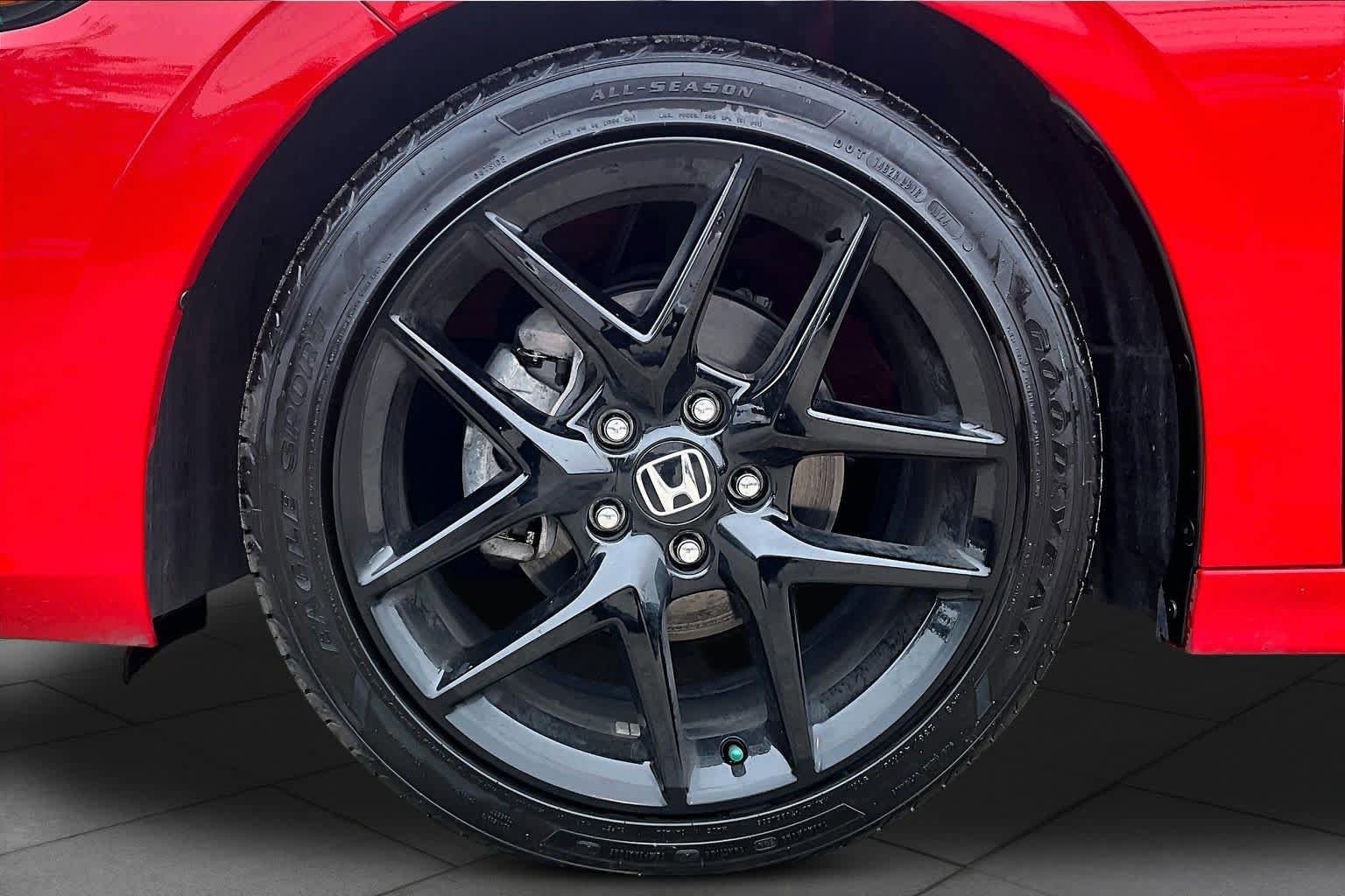 Used 2024 Honda Civic Sport image 11