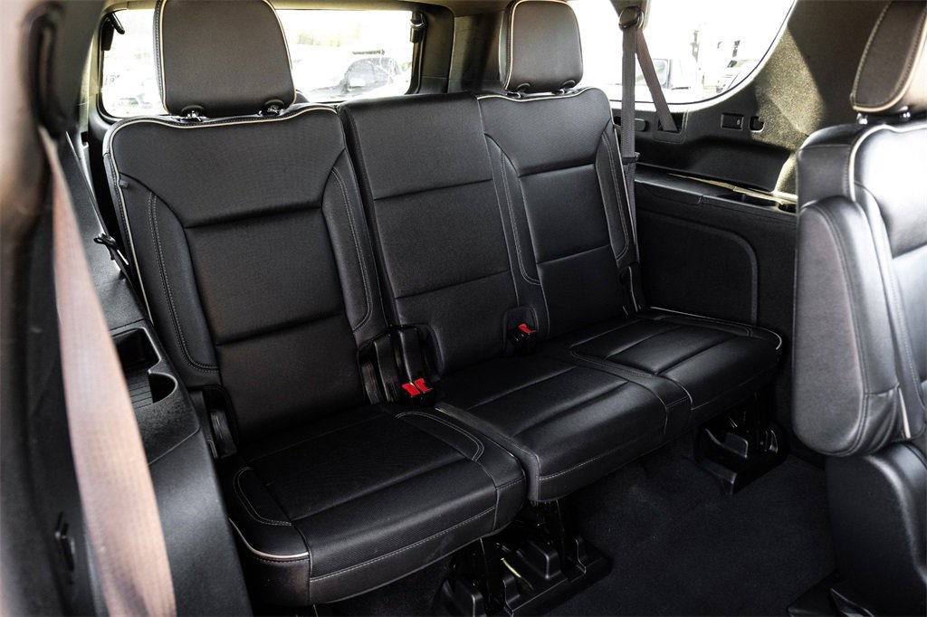 Used 2022 Chevrolet Suburban Premier image 42