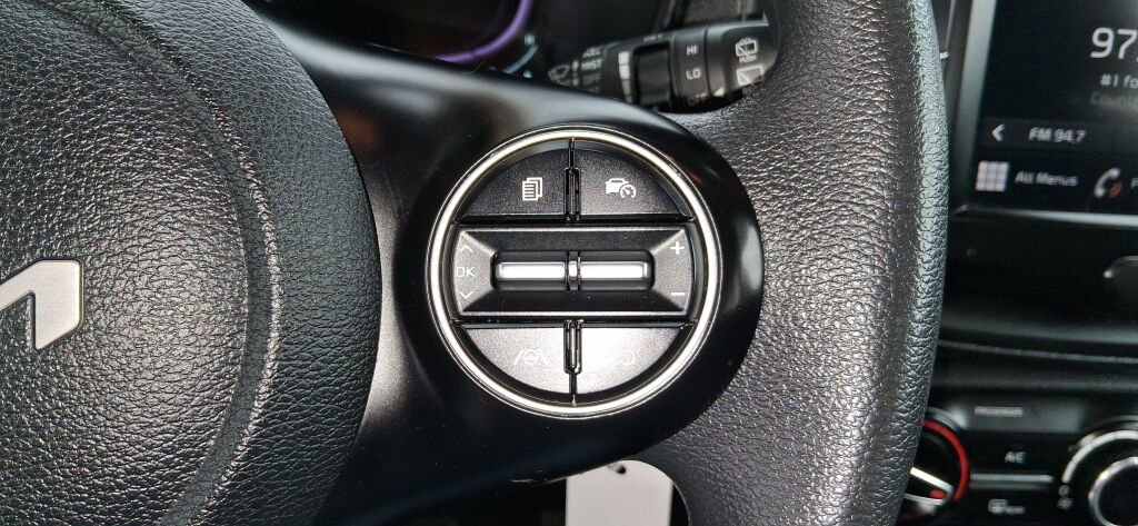 Used 2023 Kia Soul LX w/ Option Group 015 FWD image 22