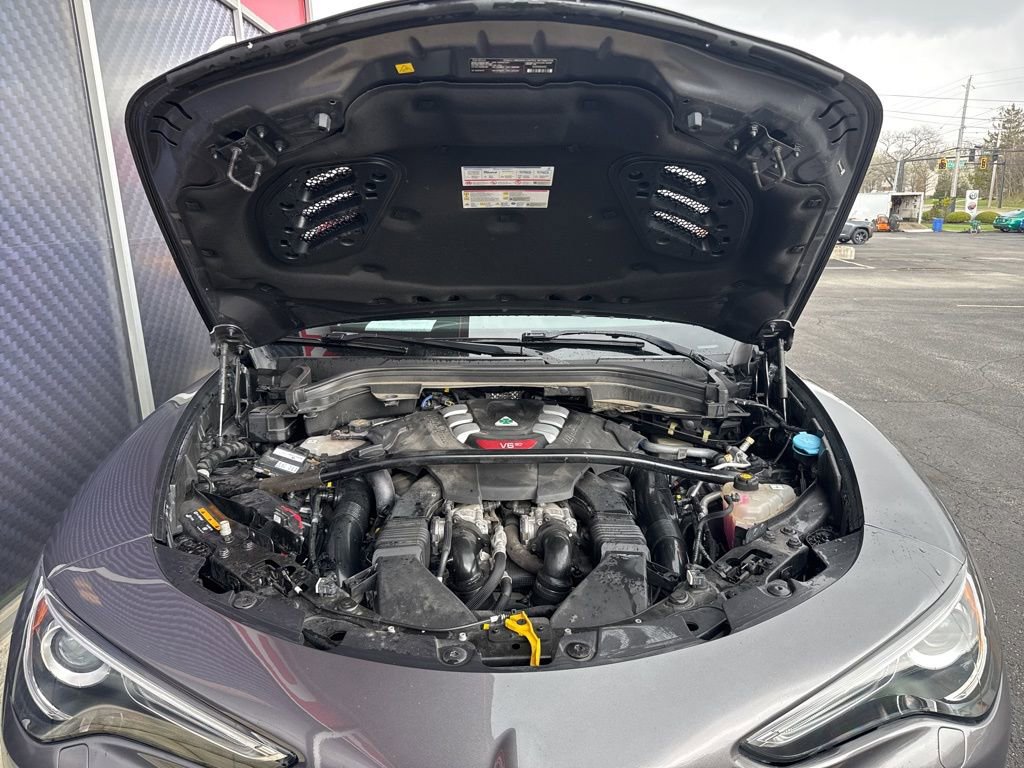 Used 2019 Alfa Romeo Stelvio Quadrifoglio w/ Driver Assist Dynamic Package image 22