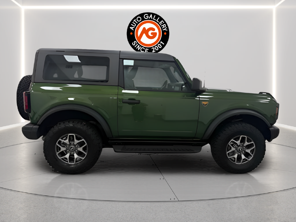 Used 2025 Ford Bronco Badlands AWD/4WD image 8