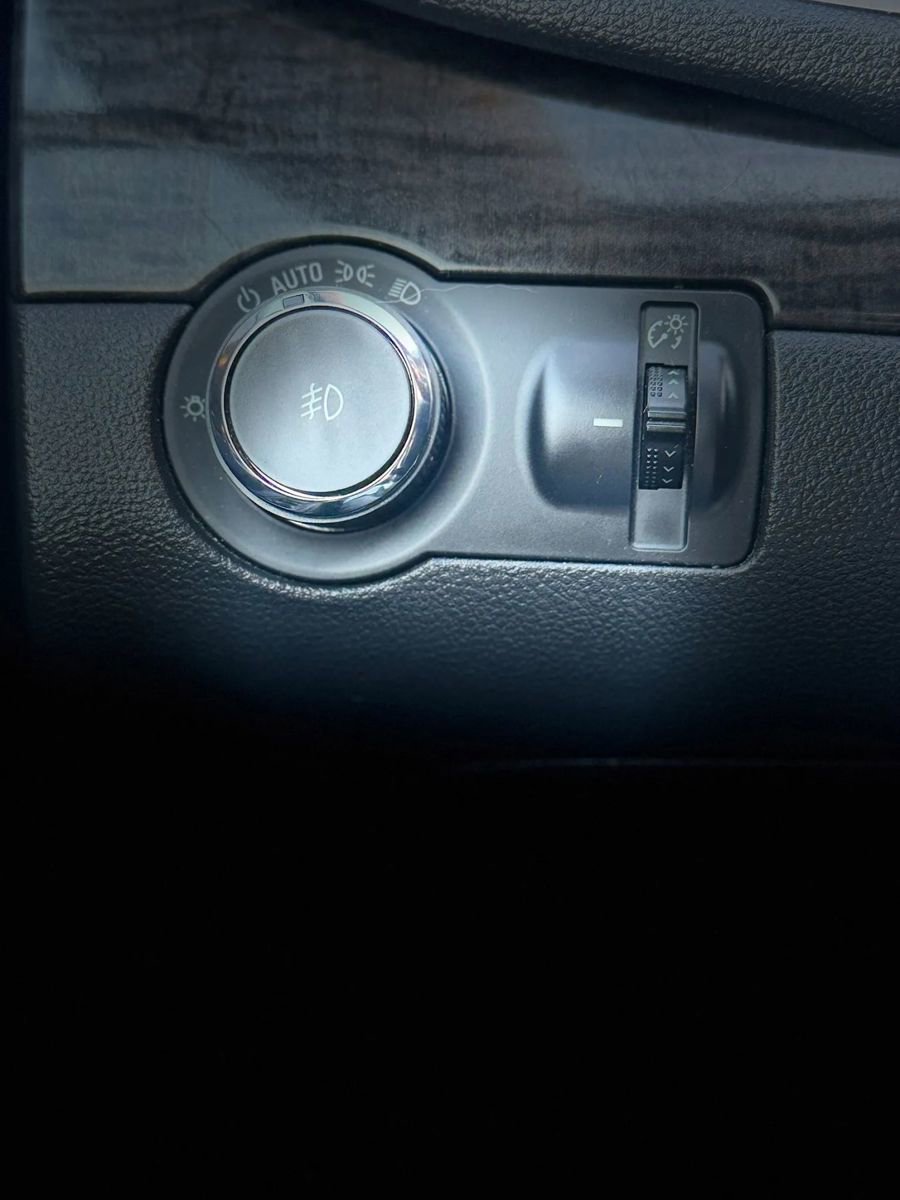 Used 2016 Buick Encore Premium w/ Experience Buick Package FWD image 31