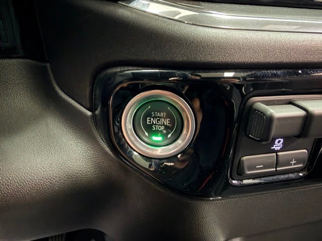 Certified 2024 Chevrolet Silverado 2500 High Country w/ High Country Premium Package AWD/4WD image 15