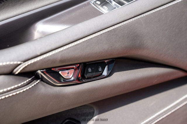 Used 2024 Chevrolet Corvette Stingray Premium Cpe w/ Z51 Performance Package RWD image 35