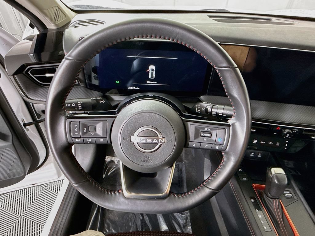Used 2025 Nissan Kicks SR AWD/4WD image 19