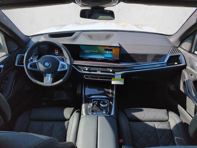 New 2026 BMW X5 xDrive50e w/ Executive Package image 15