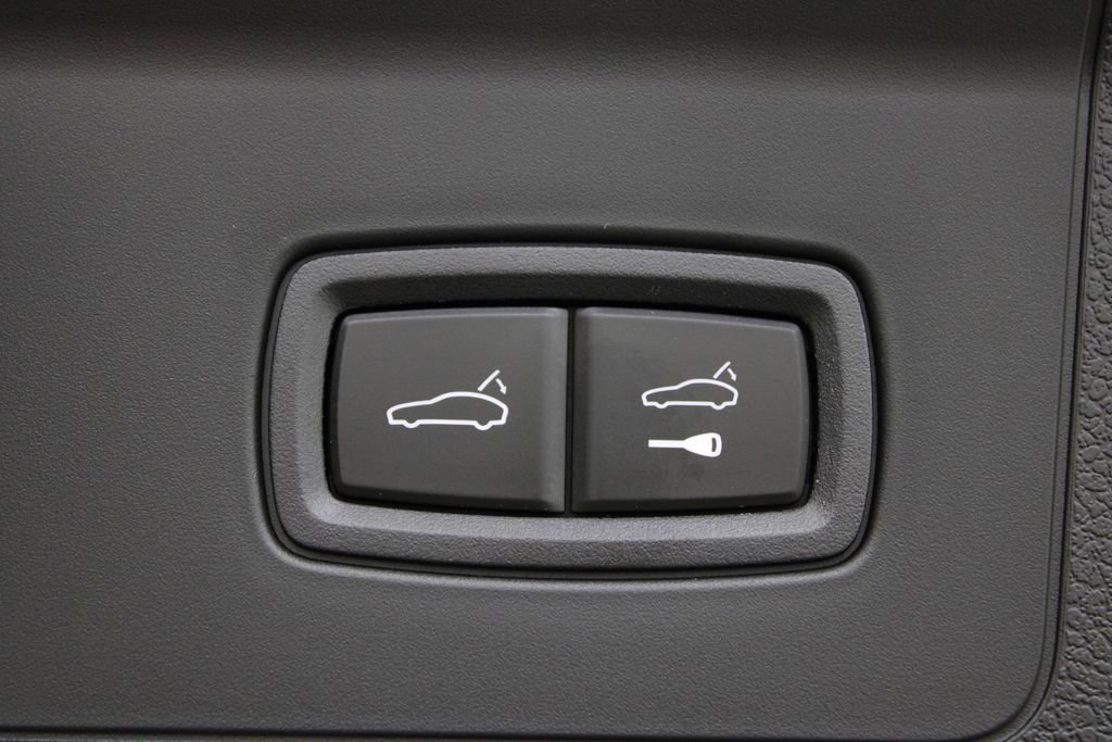 New 2026 Porsche Panamera image 37