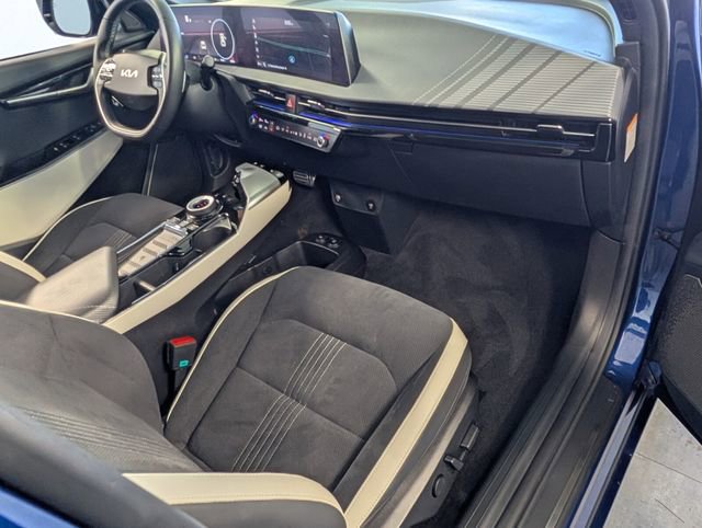 Used 2024 Kia EV6 GT-Line image 17