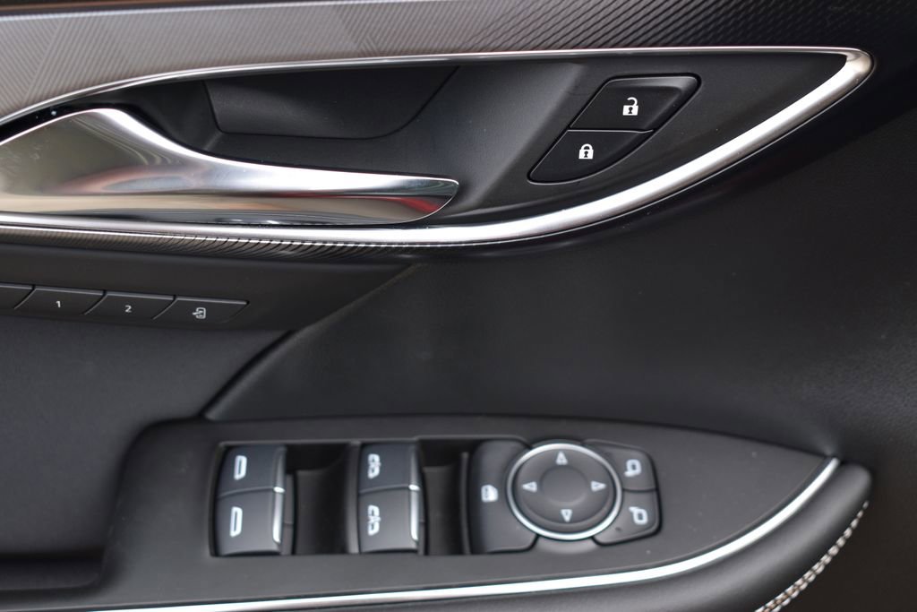 New 2025 Buick Envision Sport Touring image 13