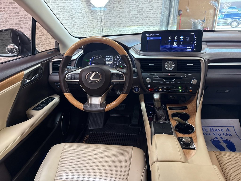 Used 2020 Lexus RX 450hL AWD w/ Premium Package image 17