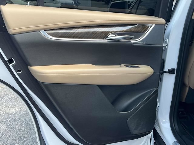 Used 2020 Cadillac XT6 FWD image 18