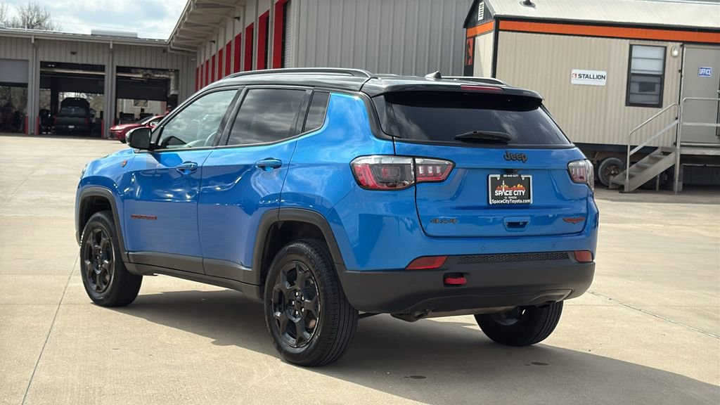Used 2024 Jeep Compass Trailhawk image 7