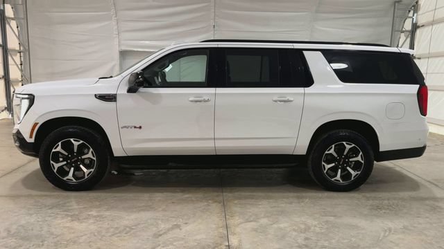 New 2026 GMC Yukon XL AT4 w/ LPO, Floor Liner Package AWD/4WD image 5