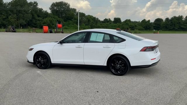 Certified 2025 Honda Accord SE image 6