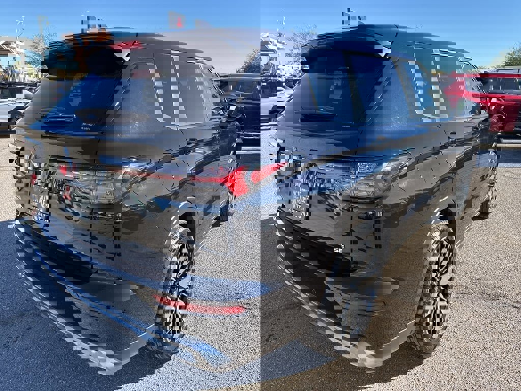 New 2025 Mitsubishi Outlander SE image 7