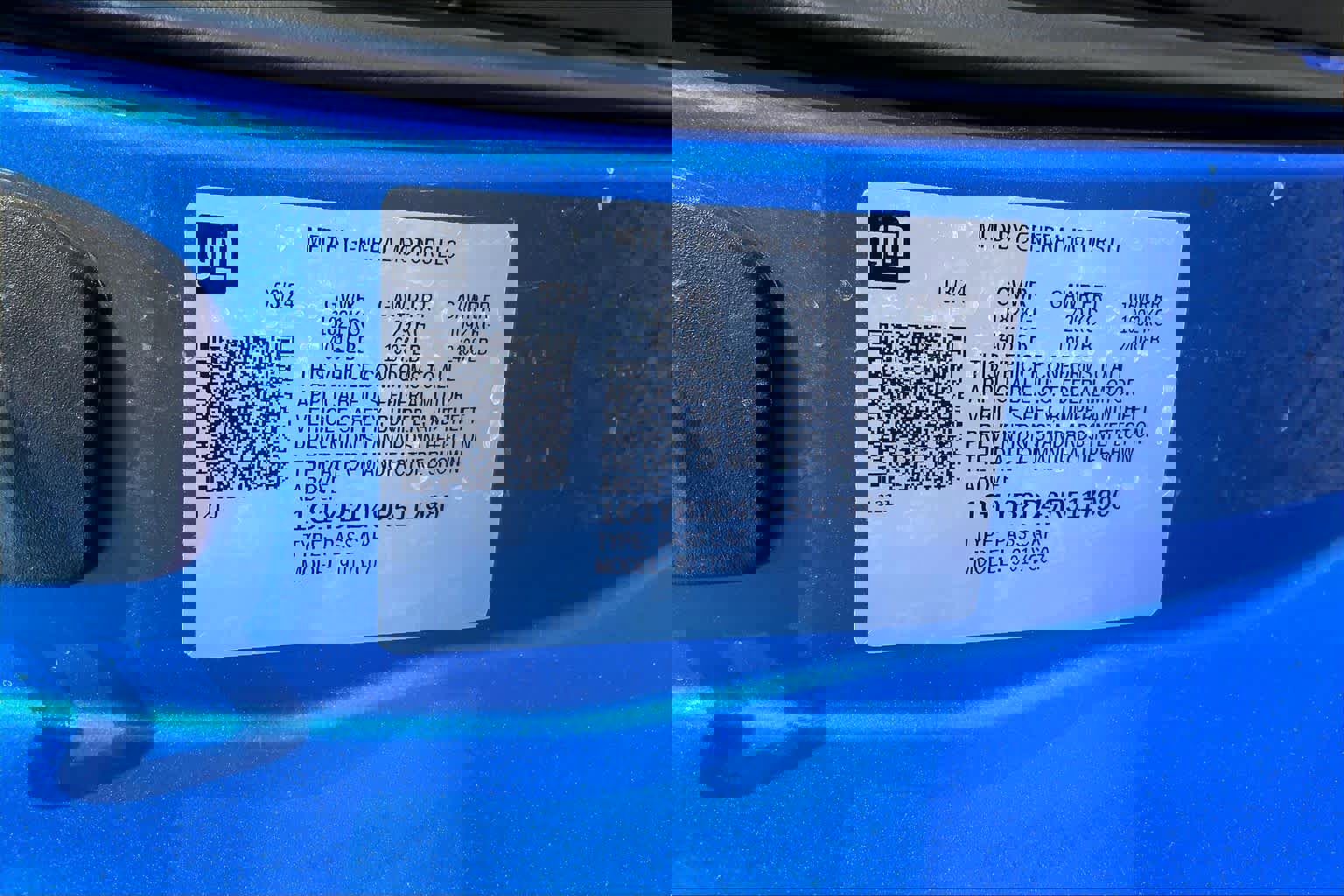 Certified 2024 Chevrolet Corvette Stingray Preferred Cpe image 35