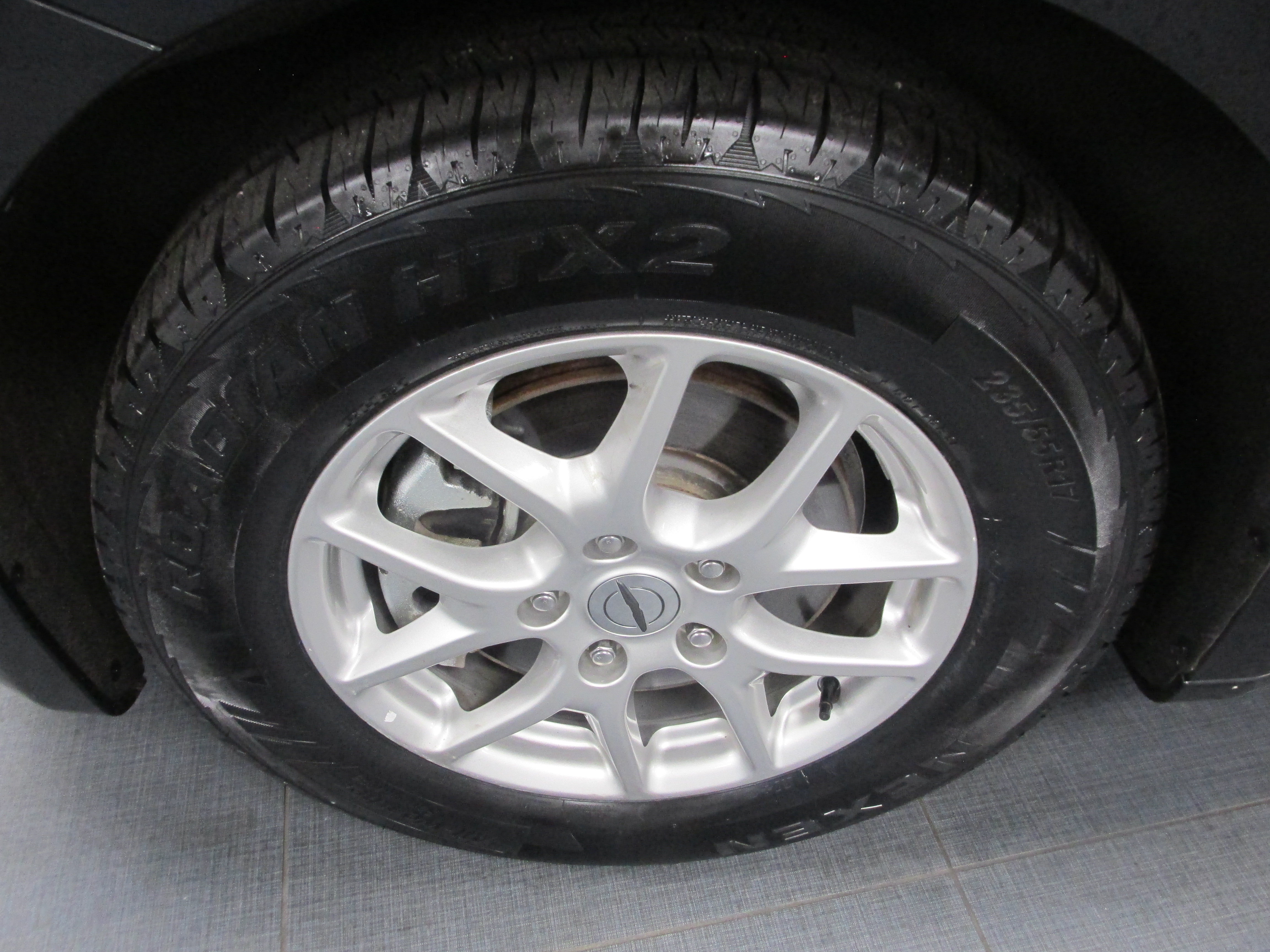 Used 2023 Chrysler Voyager LX FWD image 14