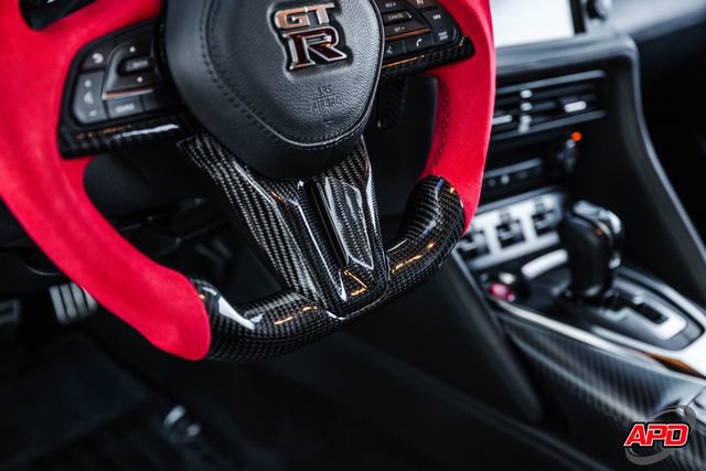 Used 2020 Nissan GT-R Premium w/ Premium Interior Package image 22