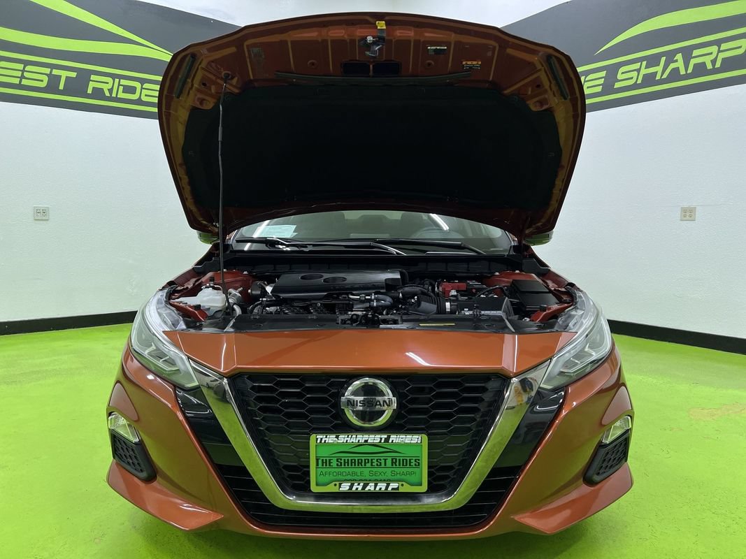 Used 2020 Nissan Altima 2.5 SR w/ Premium Package FWD image 4